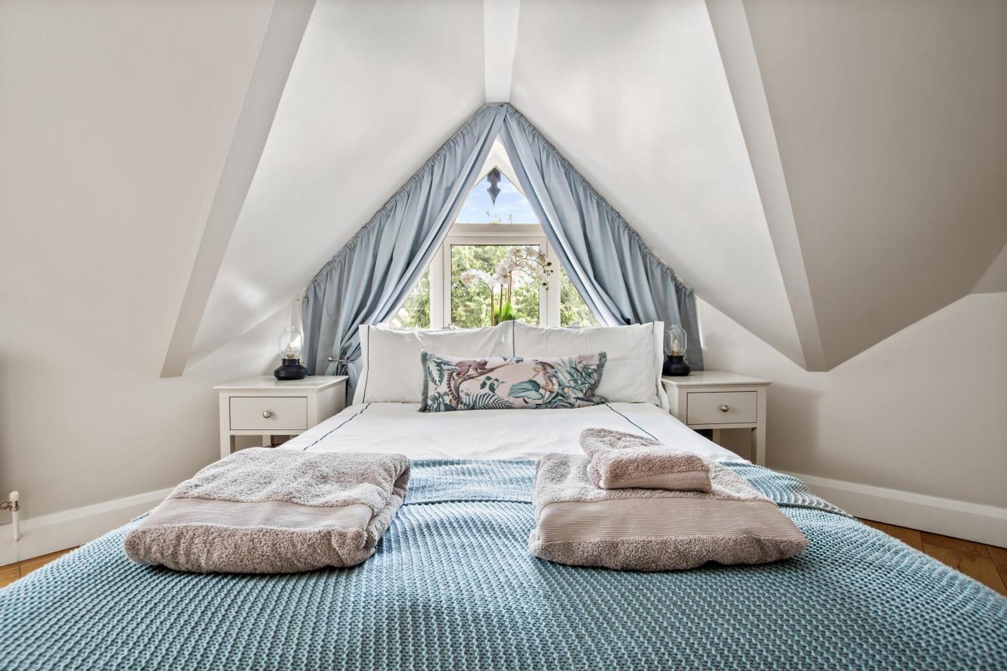 Central And Cosy Brockenhurst Flat ภายนอก รูปภาพ